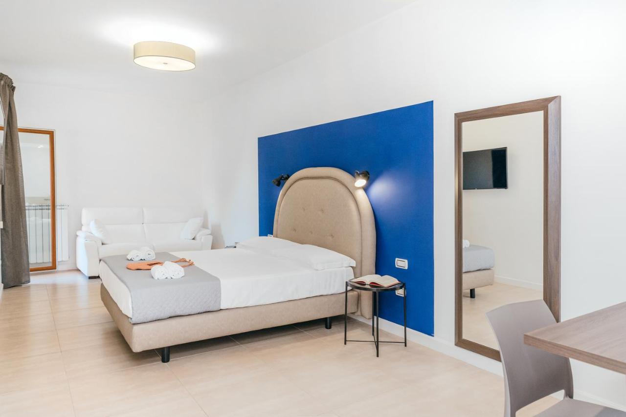 Mako Sorrento Suites Exterior foto