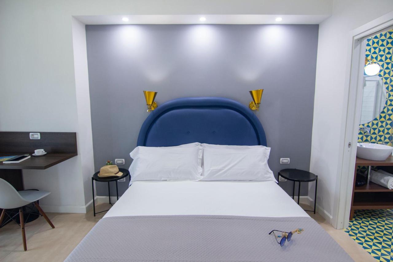 Mako Sorrento Suites Exterior foto
