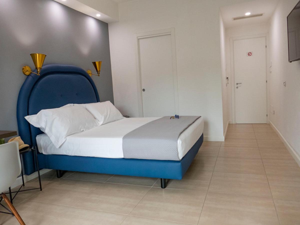 Mako Sorrento Suites Exterior foto